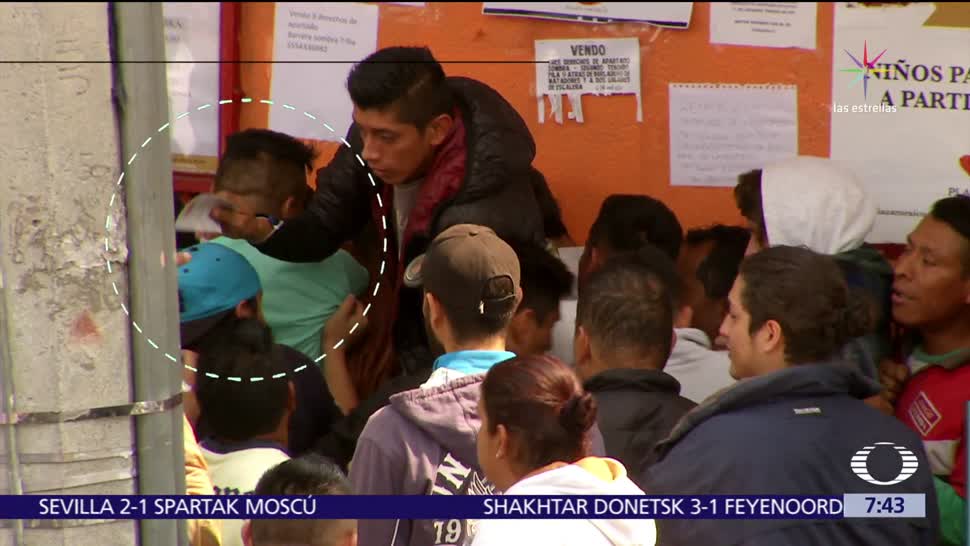 Molestia entre aficionados por desorganización en venta de boletos de Plaza México