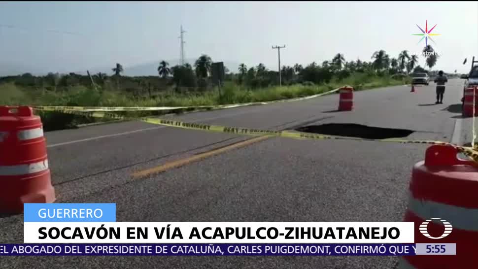 Se abre socavón en la vía Acapulco-Zihuatanejo