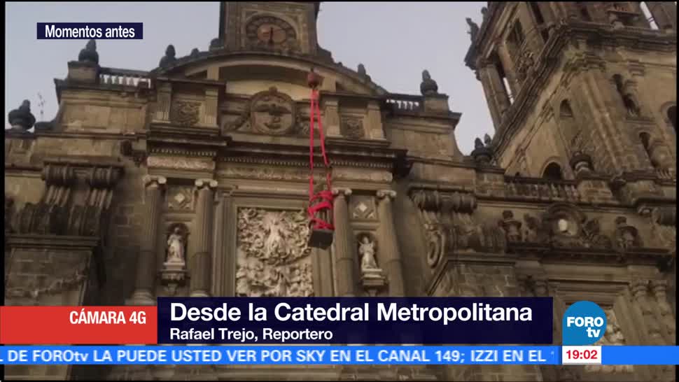 Remueven esculturas de Catedral de la CDMX