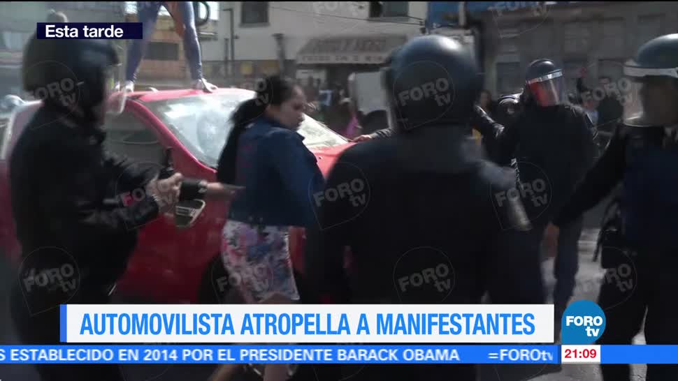 Automovilista atropella a manifestantes en la CDMX