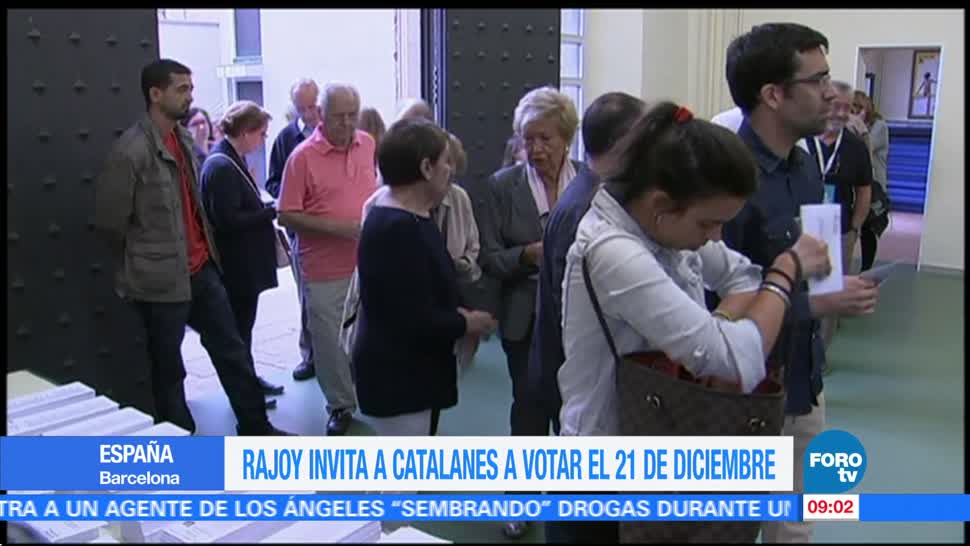Rajoy invita a catalanes a votar el 21 de diciembre
