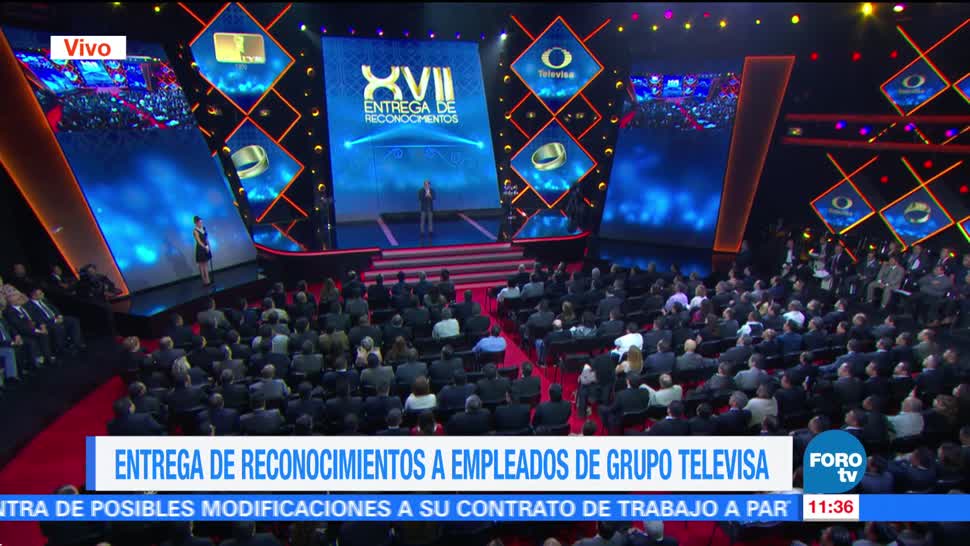 Grupo Televisa reconoce a empleados con 40 años de trayectoria