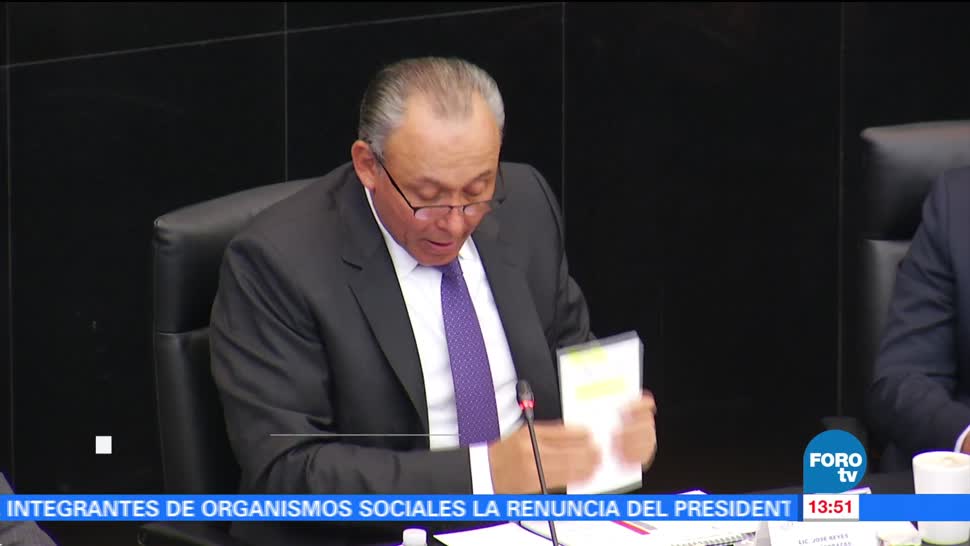 José Reyes Baeza, comparece ante el Senado de la República