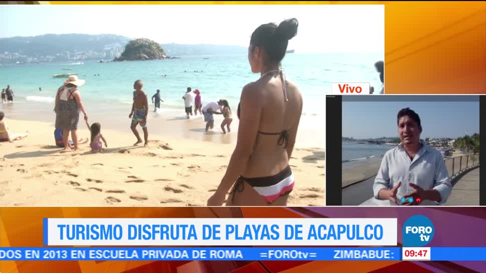 Turistas disfruta de las playas de Acapulco