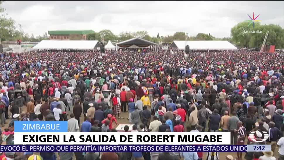Miles de personas marchan en Harare para exigir renuncia de Robert Mugabe