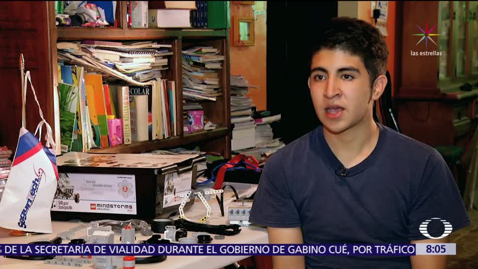 Mexicano participa en Olimpiada de Robótica aunque su escuela se dañó tras sismo