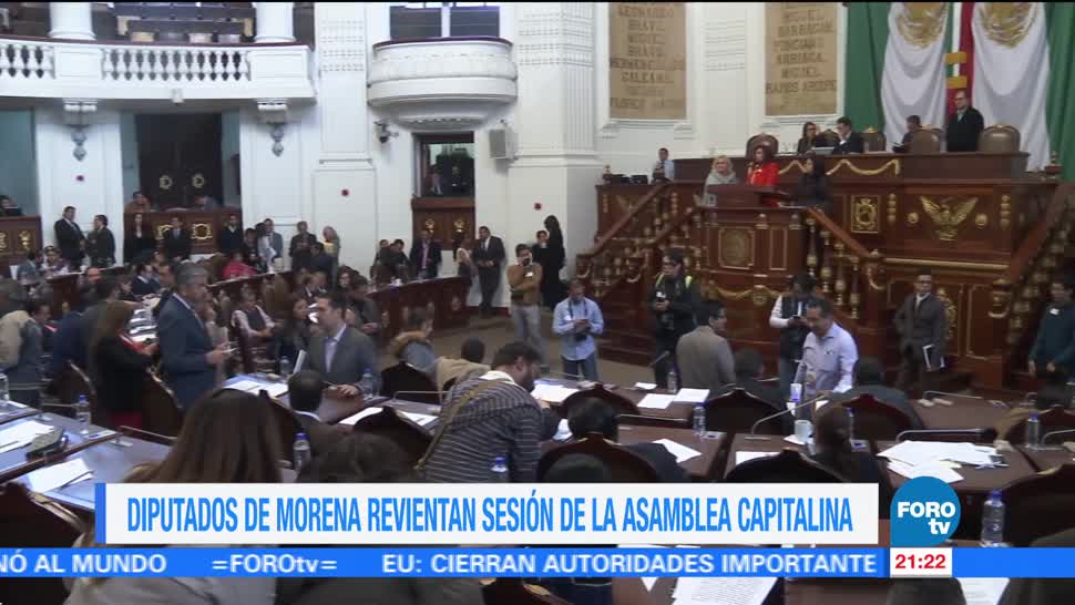 Diputados de Morena revientan sesión de la Asamblea de la CDMX