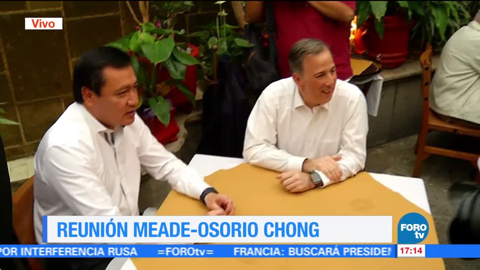 Meade y Osorio Chong se reúnen en un restaurante