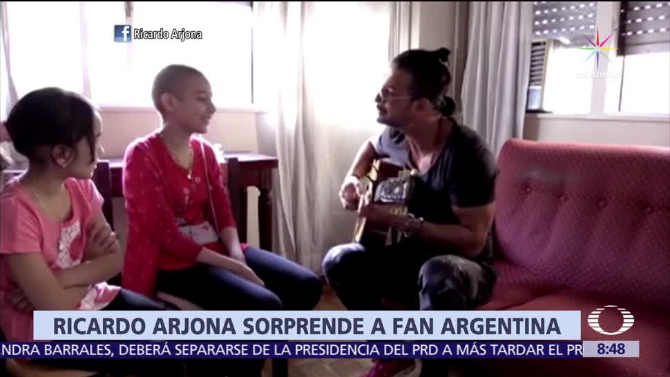Ricardo Arjona realiza visita sorpresa a fan que padece cáncer