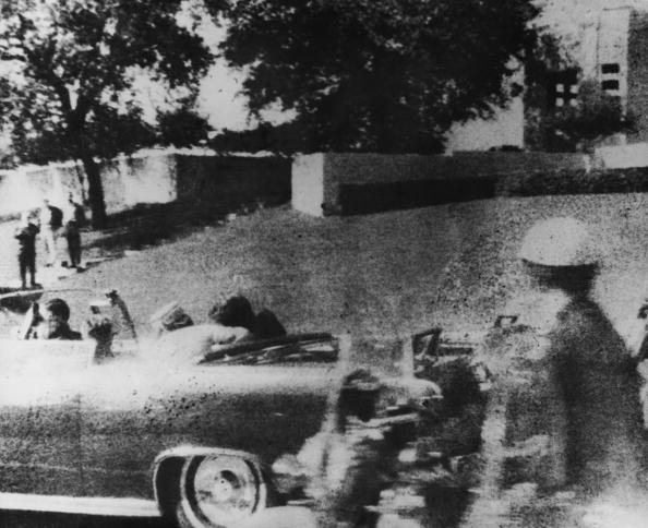 EU publica 10,744 nuevos archivos sobre el asesinato de Kennedy