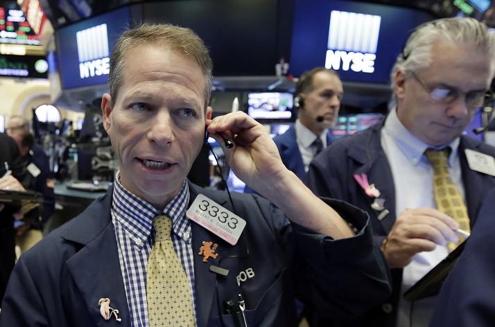 Wall Street cierra pérdidas y Dow Jones baja 043 ciento