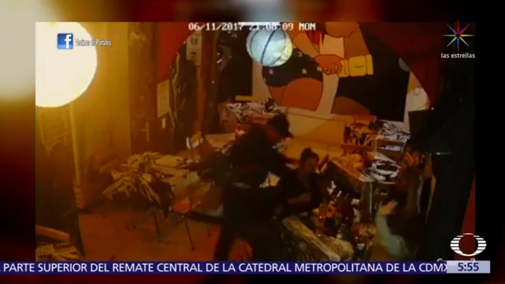 Difunden video de asalto en restaurante de Portales