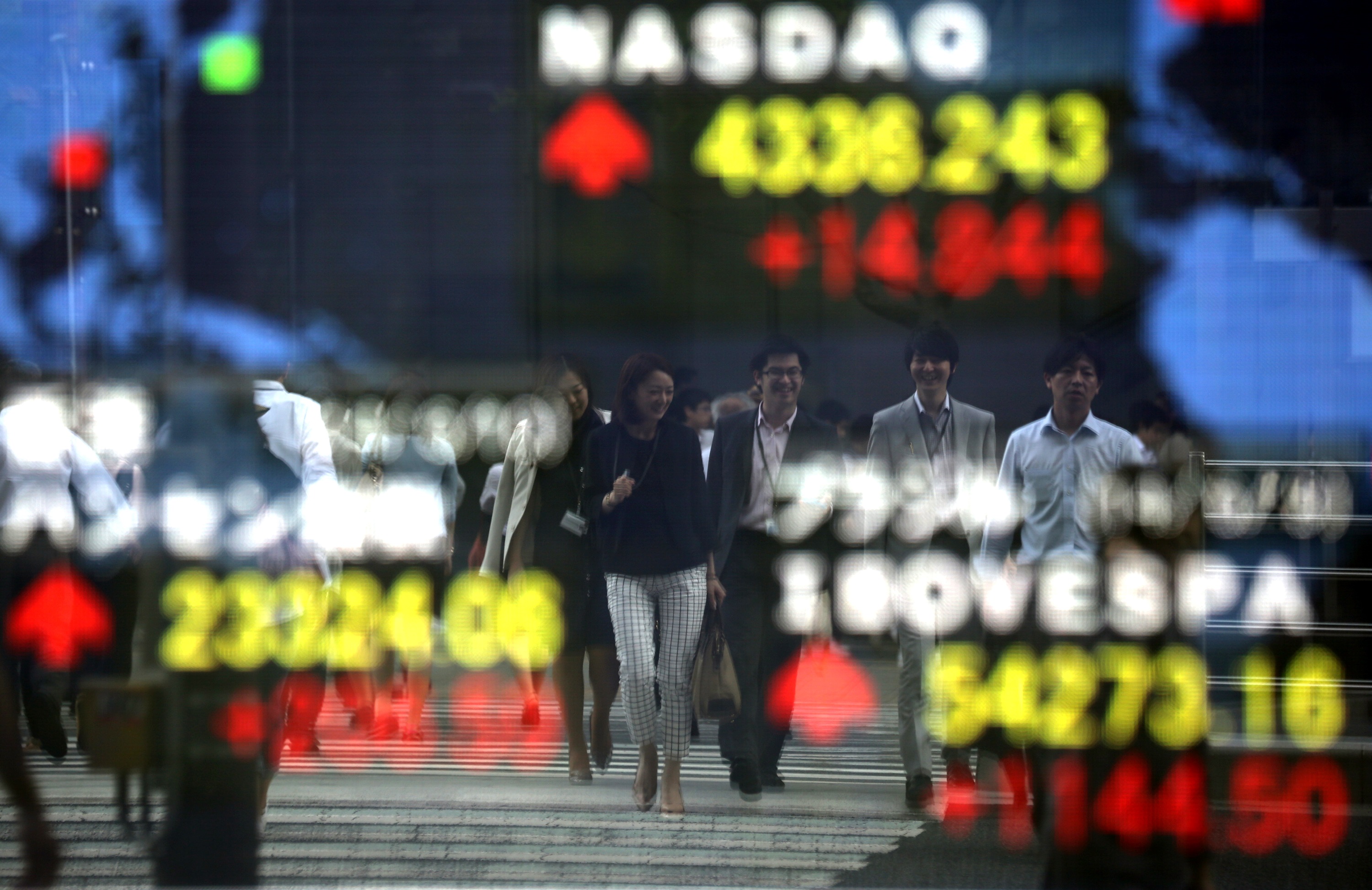 Bolsa de Tokio alcanza nuevo máximo, Nikkei avanza