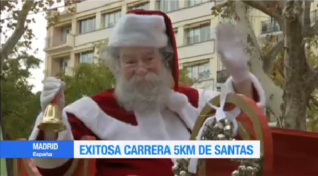 Carrera Santas Madrid España Benéfica Anual Santa Claus