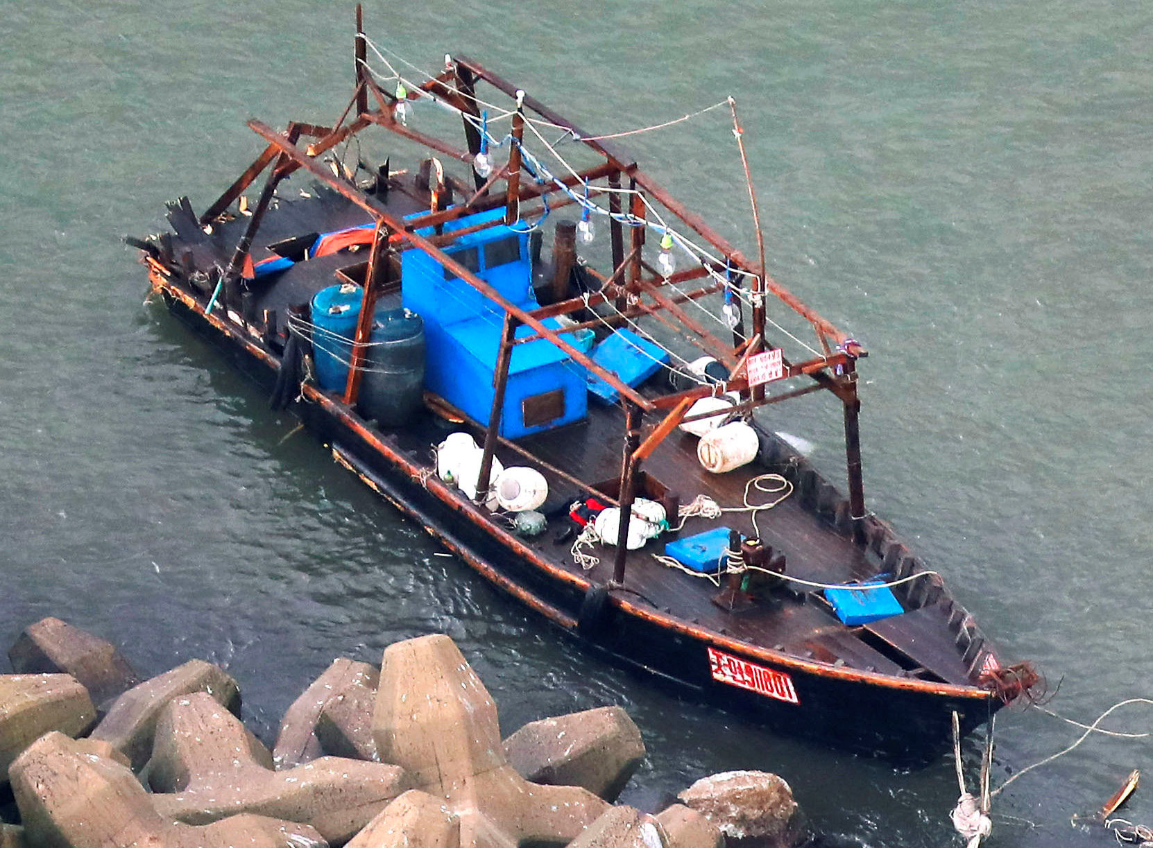 Guardia costera encuentra ocho pescadores norcoreanos Japón