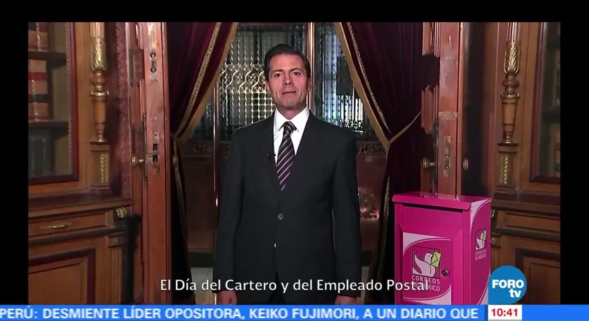 Enrique Peña Nieto reconoce el Día del Cartero