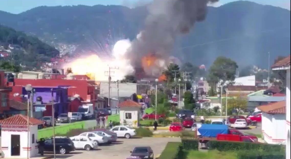 Se registra incendio y explosión en una vivienda en Chiapas