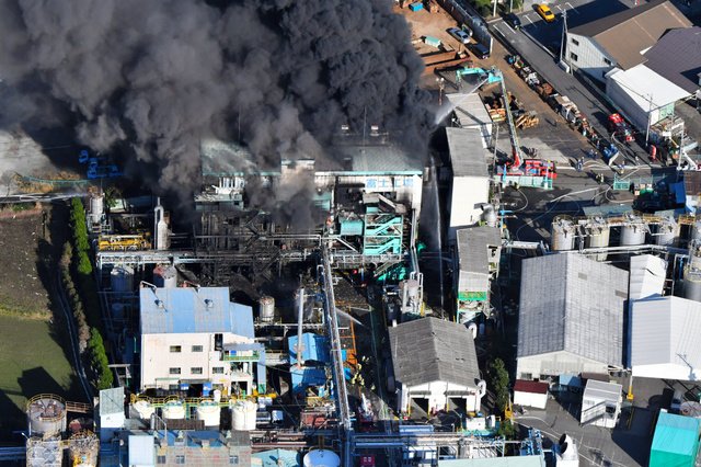 Explosión planta química Japón deja 14 heridos