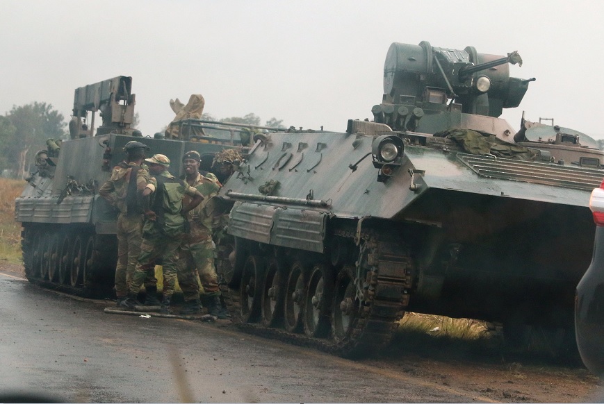 Rumores golpe Estado aumenta tensión Zimbabue