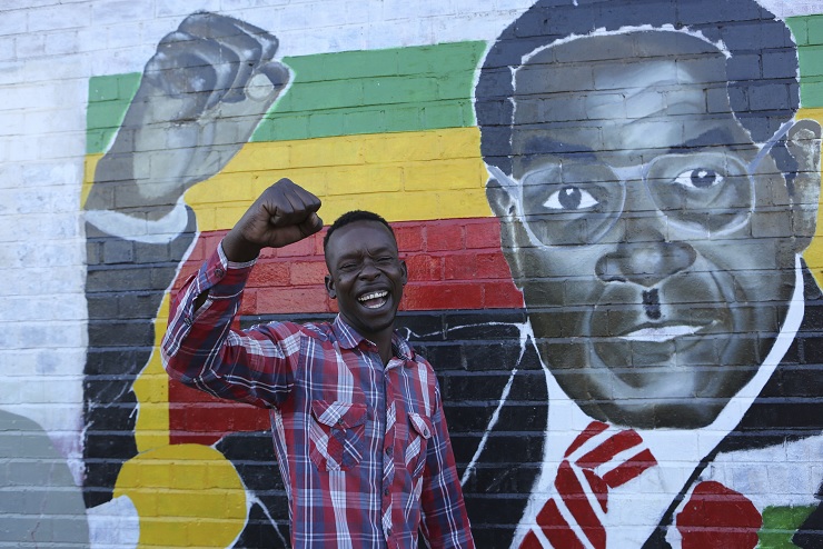 Estudiantes y veteranos de guerra de Zimbabue exigen la renuncia de Mugabe