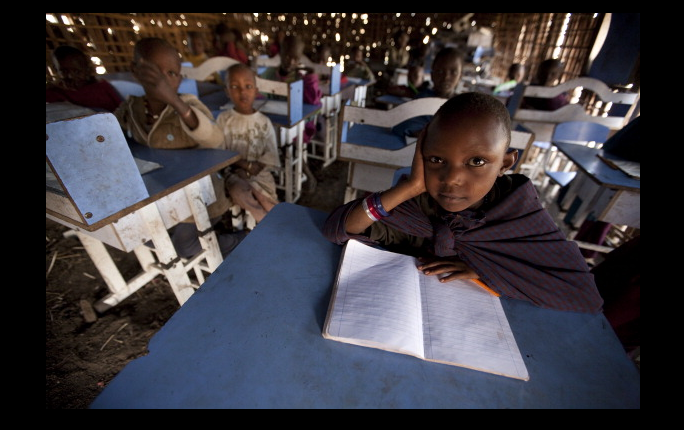 Niños en una escuela de Tanzania