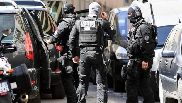 Detienen a 10 personas en operativo antiterroristas en Francia y Suiza