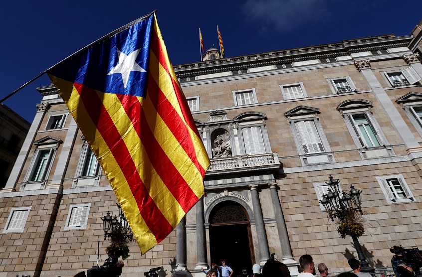 Miembros del Parlamento catalán acudirán a defenderse al Supremo español