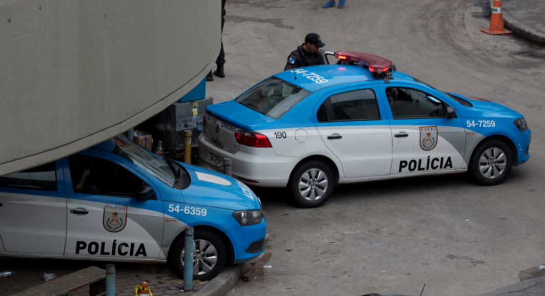 Patrullas de la Policía de Brasil en Río de Janeiro