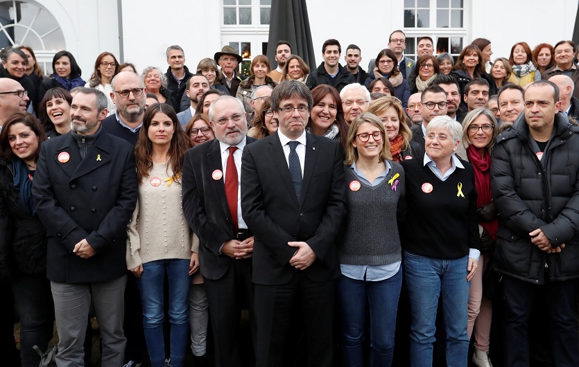 Puigdemont pide al Gobierno que 'saque sus garras autoritarias' de Cataluña