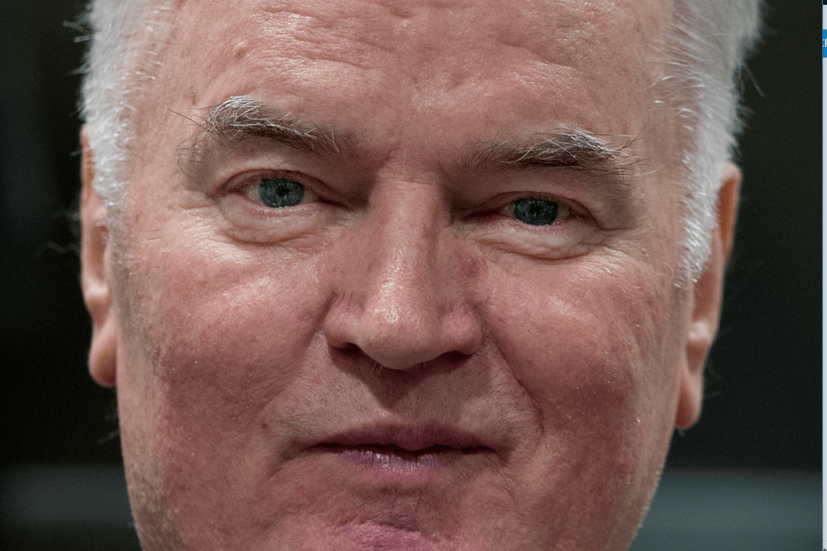 Exmilitar serbobosnio Ratko Mladic apelará condena a cadena perpetua