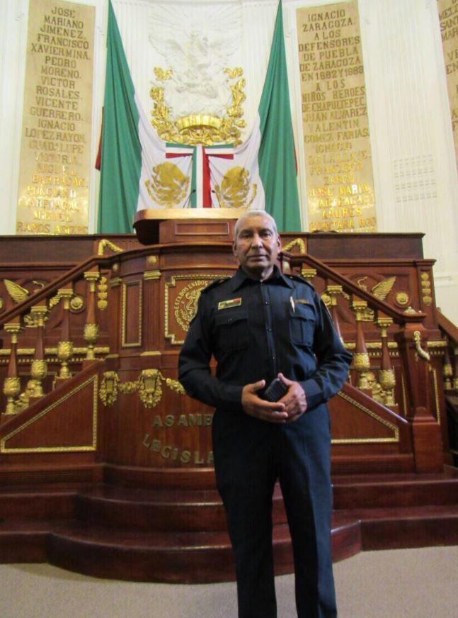 Legisladores de Morena reconocen al Jefe Vulcano por 49 de trayectoria