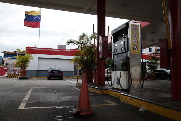 Reestructuración de deuda venezolana golpea a petroleros estadounidenses