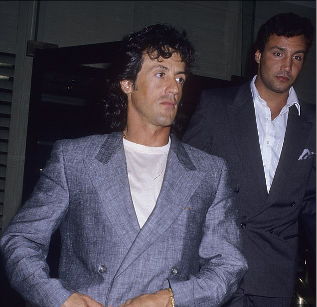 Sylvester Stallone y su guardaespaldas Mike De Luca. (http://www.dailymail.co.uk, Archivo)