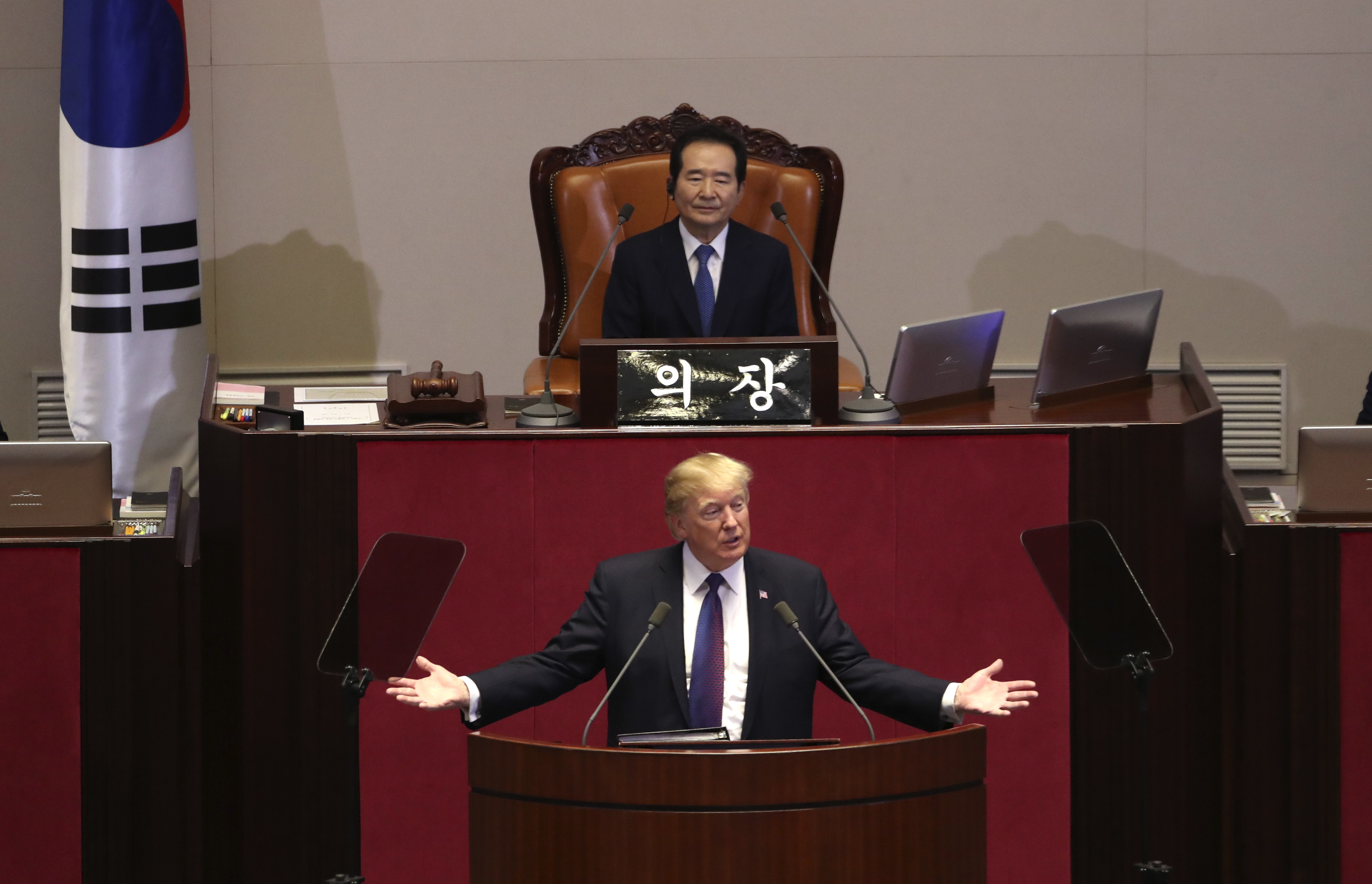 Trump ofrece discurso Asamblea Nacional Surcorea