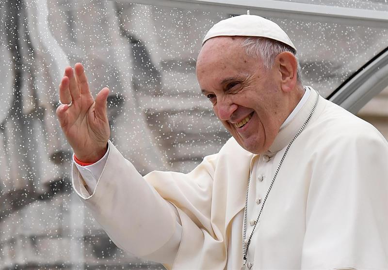 Víctimas de acoso digital se reunirán con el papa Francisco