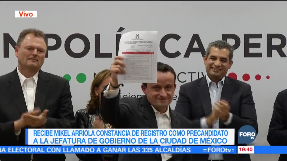 Mikel Arriola solicita registro como precandidato del PRI a la CDMX