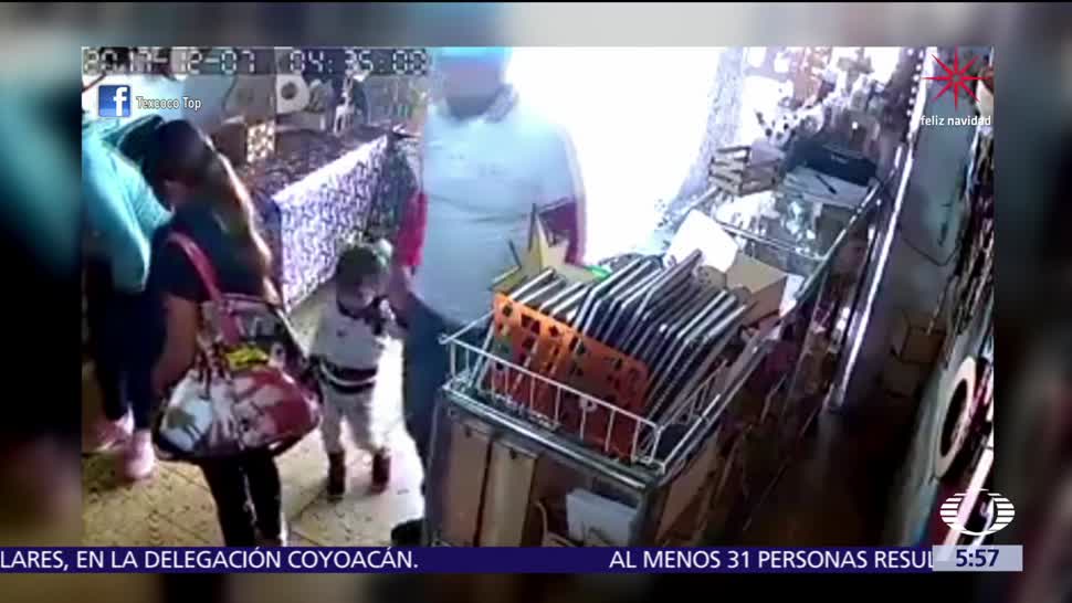 Pareja usa a niña para robar tienda en Texcoco, Edomex