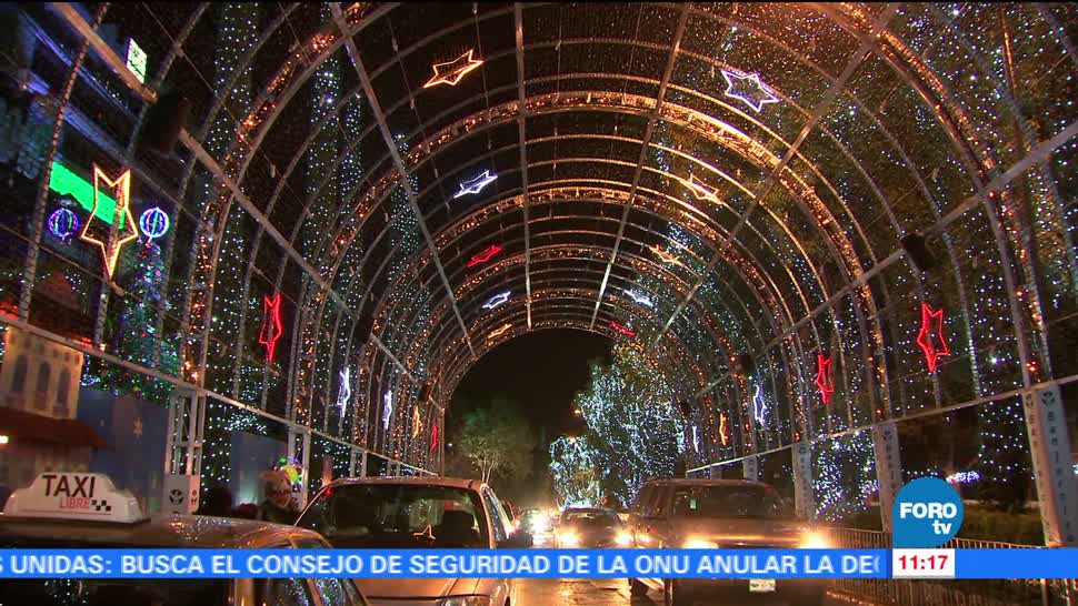 Ejército celebra la Navidad sobre avenida Lomas de Sotelo