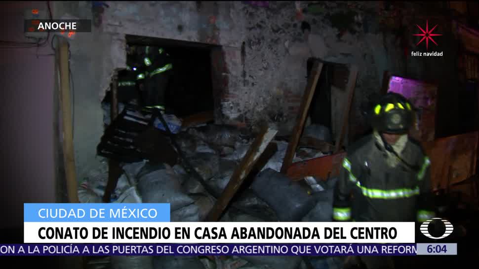 Connato de incendio en casa abandonada en colonia Centro, CDMX