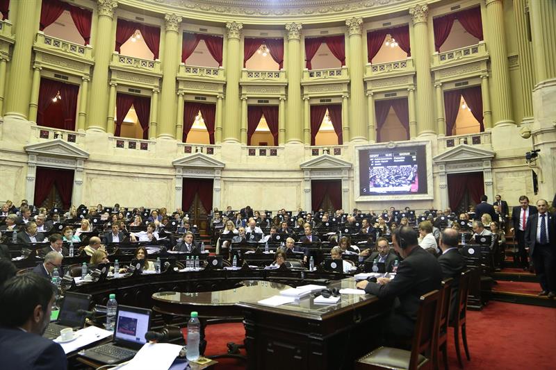 parlamento argentino aprueba reforma pensiones desato protestas