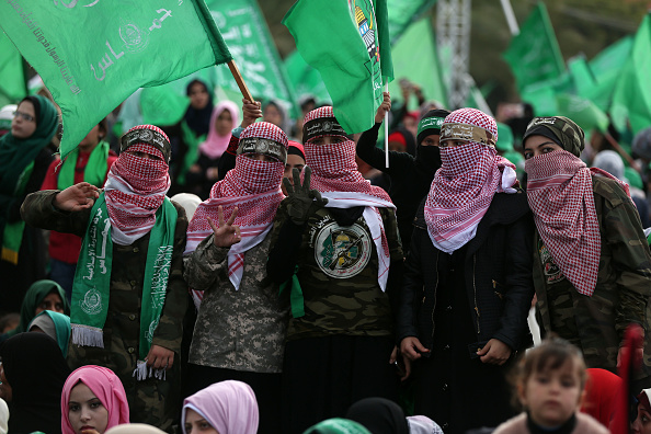 Hamas celebra su 30 aniversario con promesas de una nueva intifada