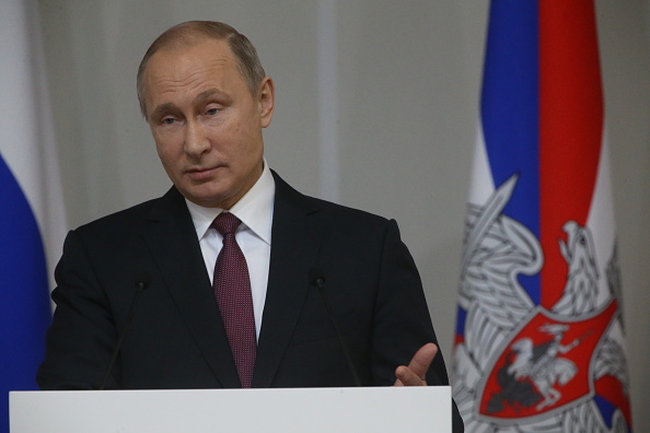 Partido del Kremlin apoya a Putin como candidato a las elecciones presidenciales