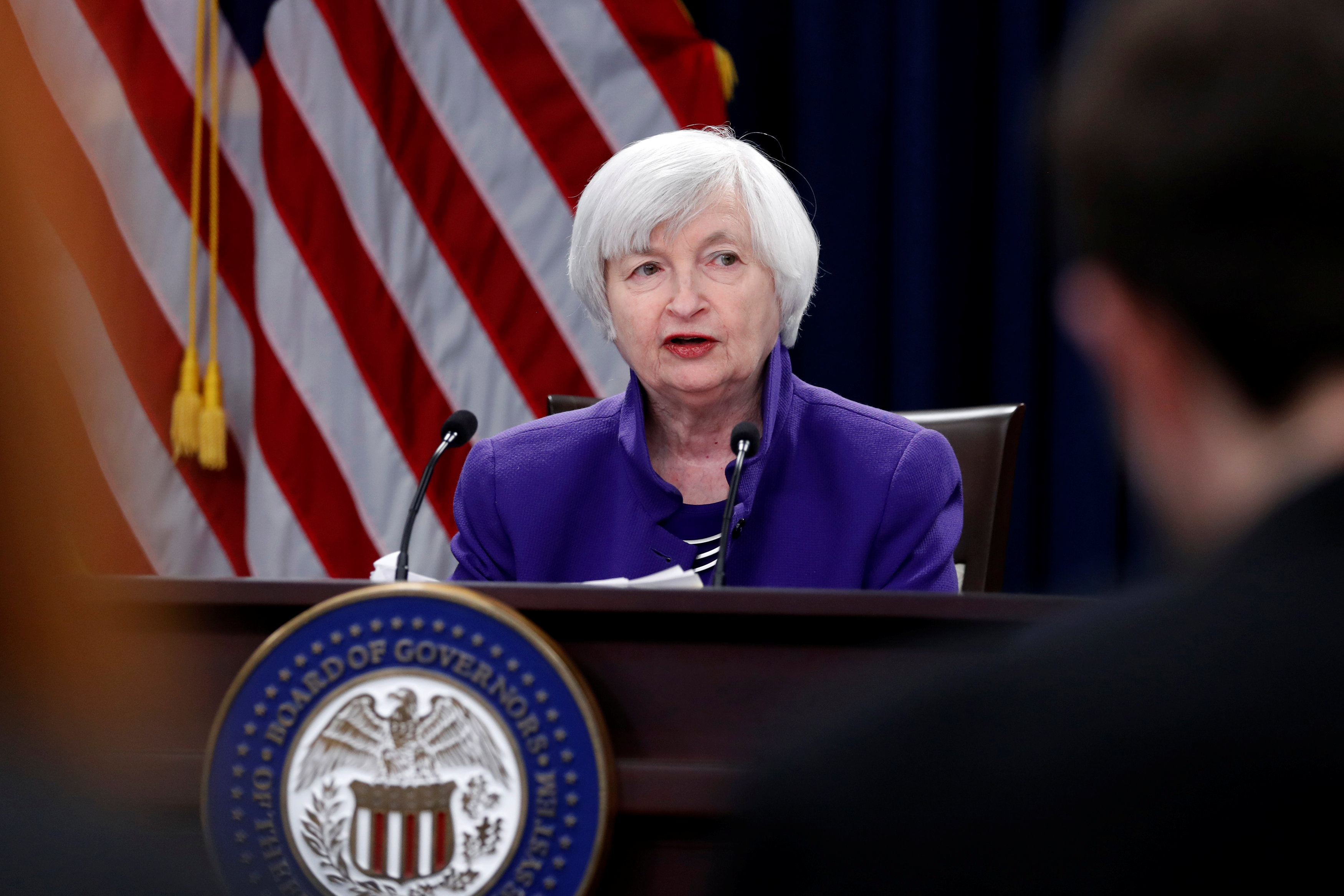El aumento de tasas llama a nueva política monetaria Janet Yellen