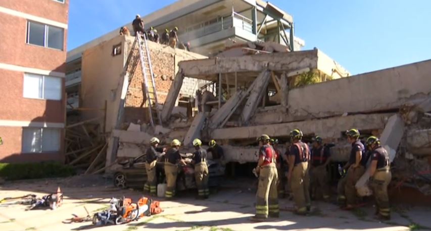 demolicion edificios colegio rebsamen bomberos trabajos