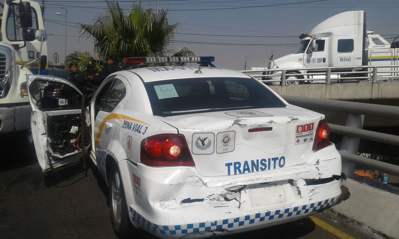 Detienen a chofer que huyó de la Policía CDMX y volcó en Taxqueña
