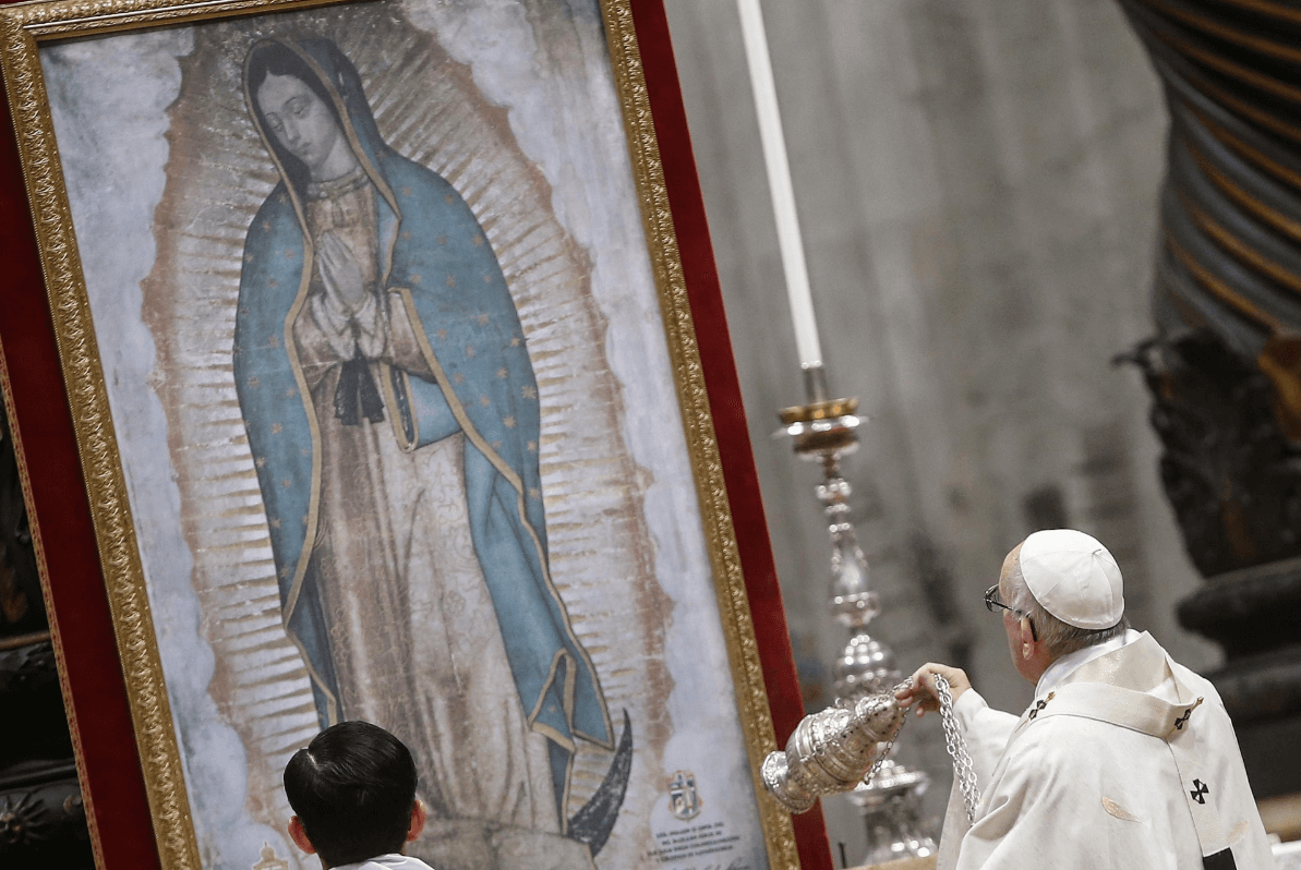 El papa Francisco oficia una misa en honor a la Virgen de Guadalupe