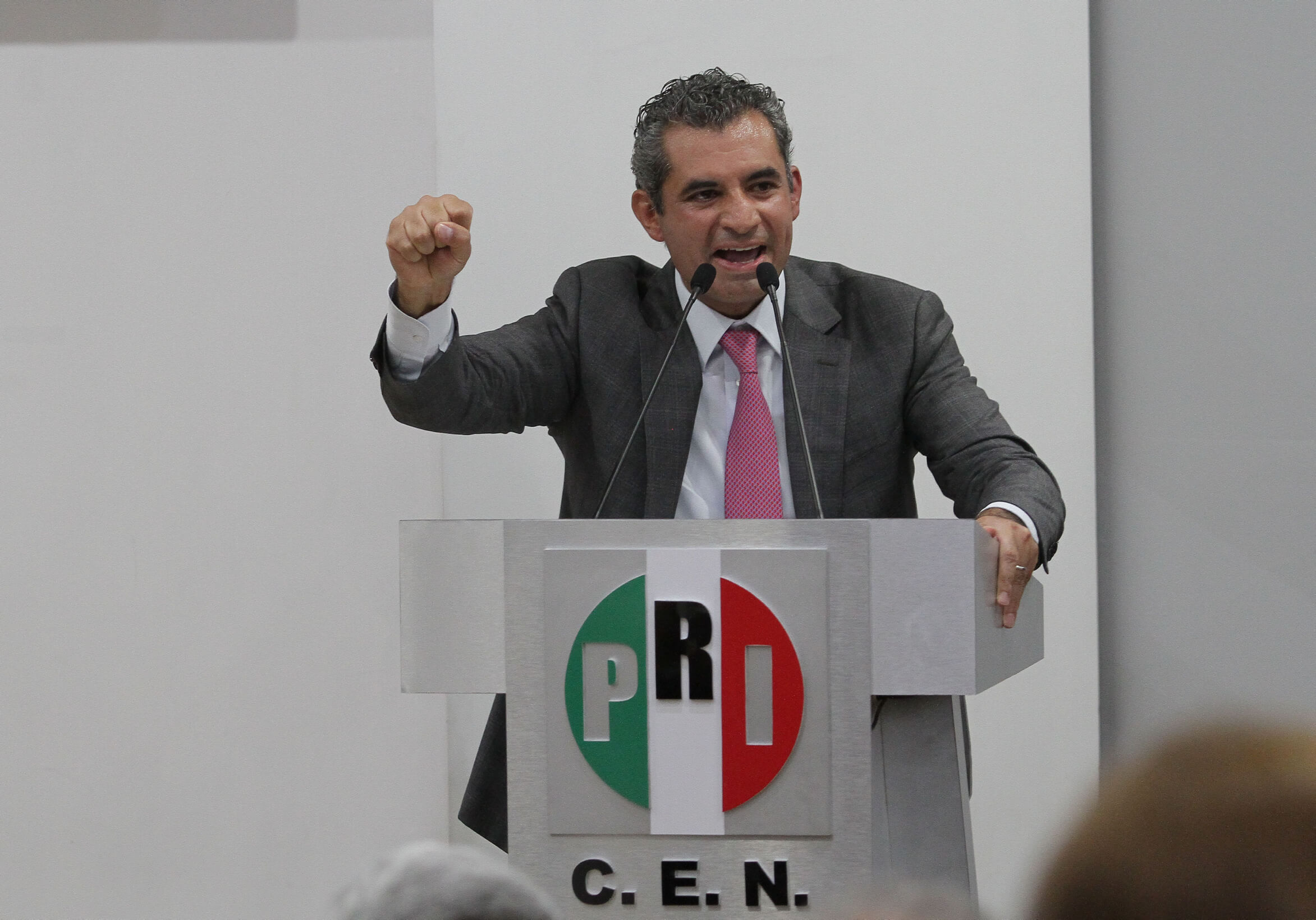 Enrique Ochoa rechaza señalamientos del PAN