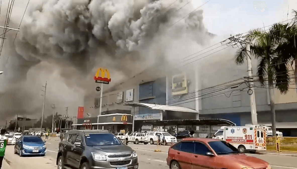Incendio en Filipinas deja 37 muertos. (Reuters)