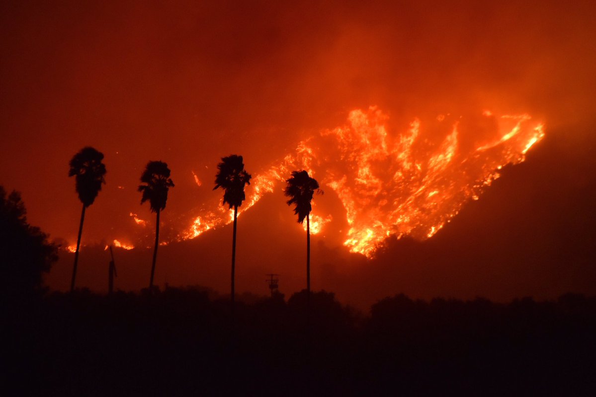desalojan habitantes santa paula california incendio forestal