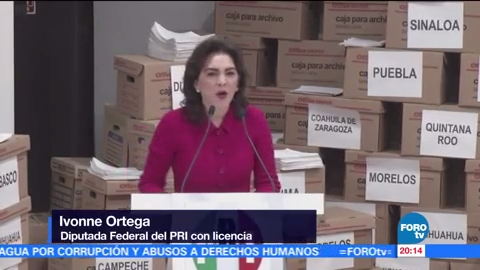 Ivonne Ortega declina a favor de Meade
